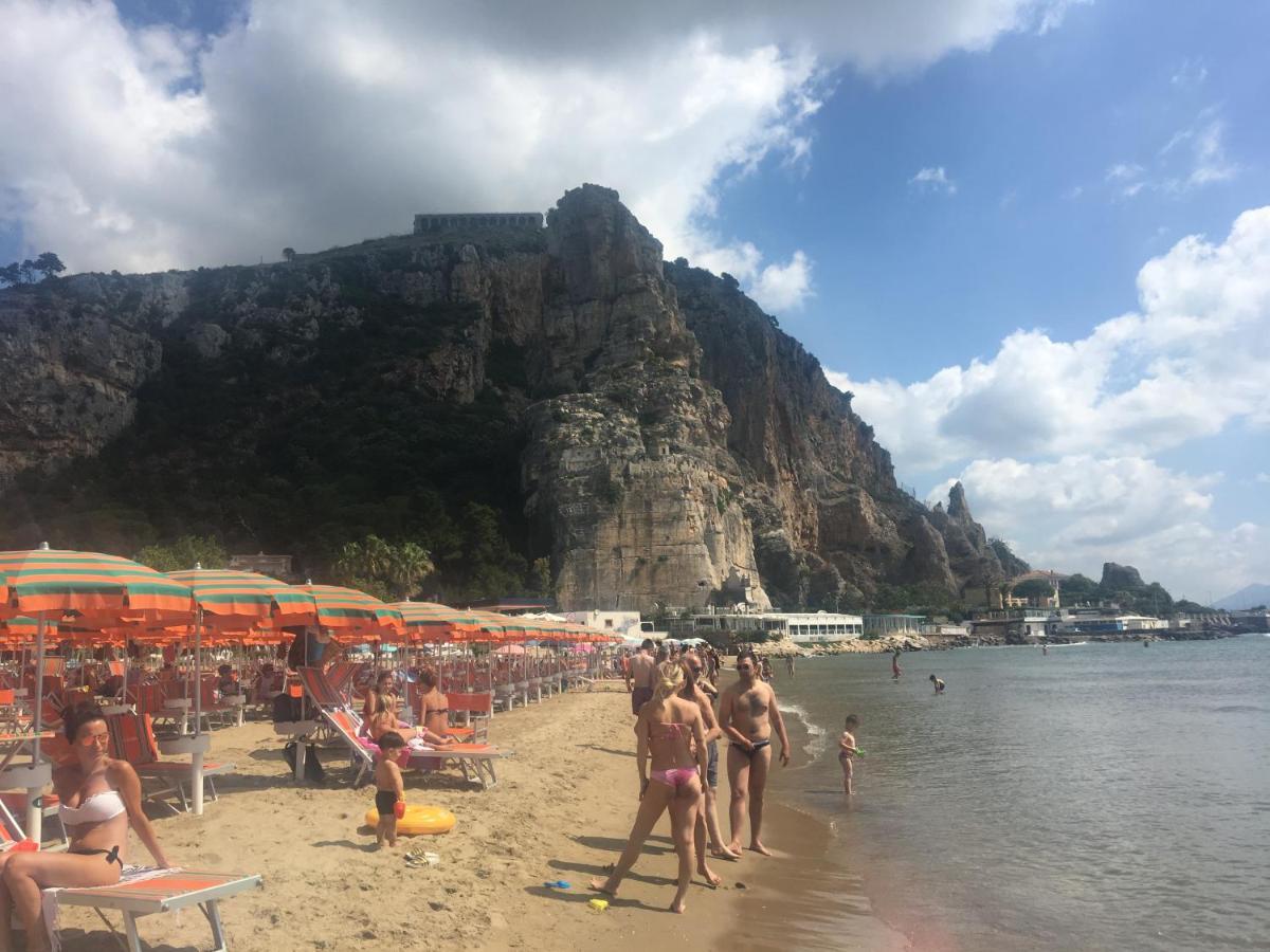 Beach Holiday Villa Terracina Kültér fotó